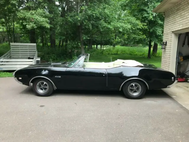 1968 oldsmobile 442 turnpike cruiser. no rust, only 3 owners, take a look!