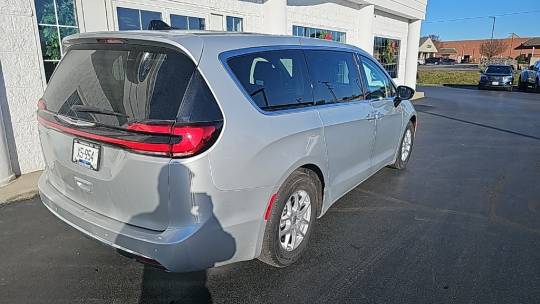 2024 Chrysler Pacifica