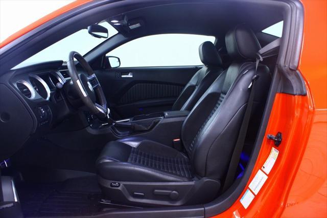 2011 ford shelby gt500 base