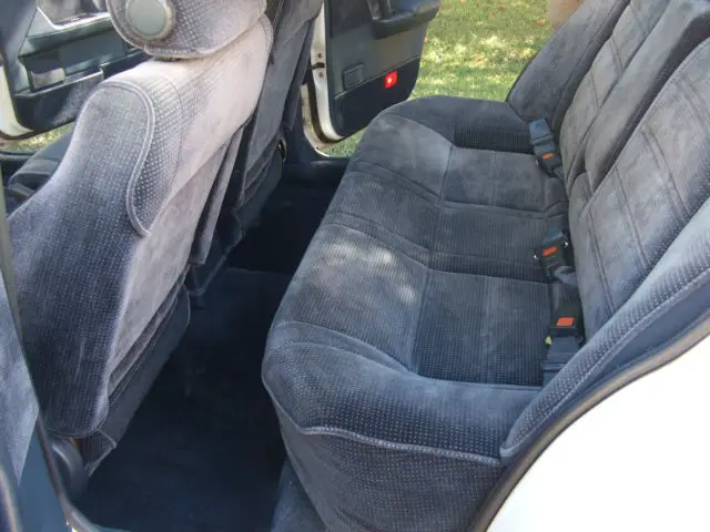 1987 nissan stanza gxe sedan 4-door 2.0l