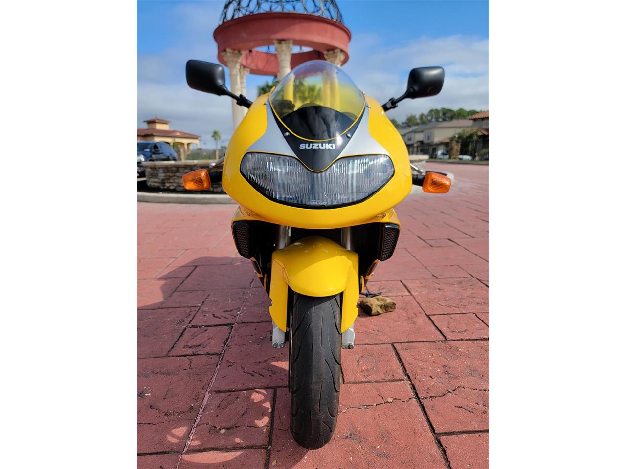 2002 suzuki motorcycle