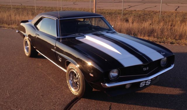 1969 chevrolet camaro hardtop triple black 69