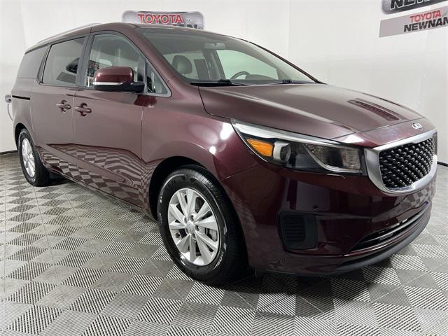 2017 kia sedona lx