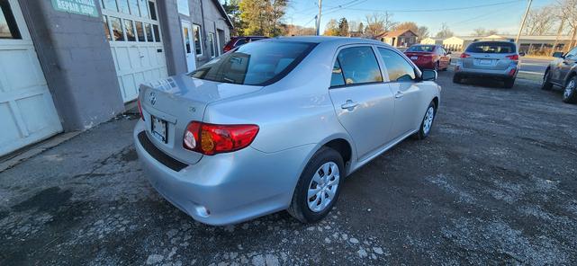 2010 toyota corolla le