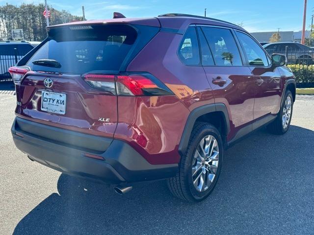 2021 toyota rav4 xle premium