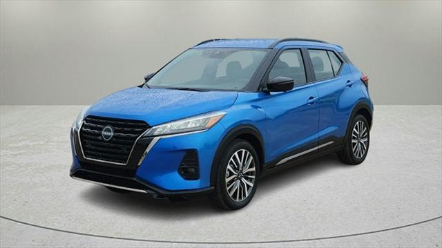 2024 nissan kicks sr