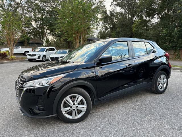 2022 nissan kicks s
