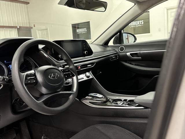 2023 hyundai sonata hybrid base