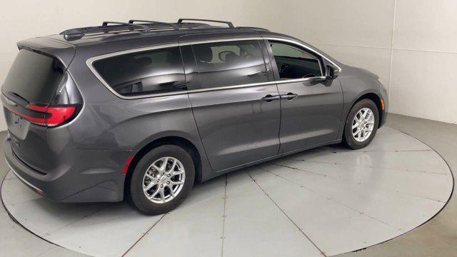 2021 chrysler pacifica touring