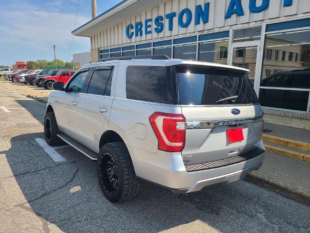2018 ford expedition xlt