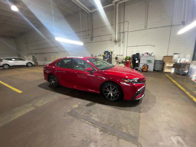 2023 toyota camry se