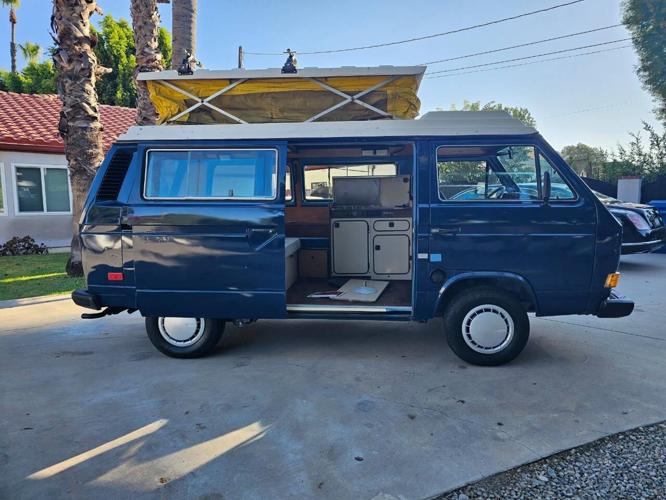 1982 volkswagen vanagon in woodland hills, california