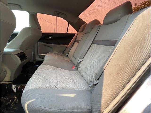 2014 toyota camry le