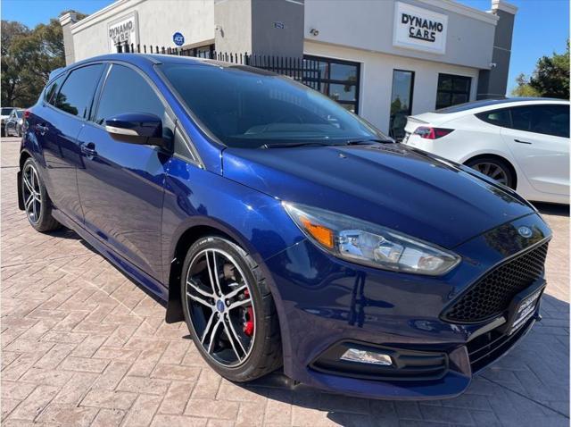 2017 ford focus st