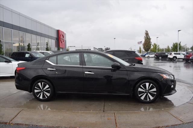 2020 nissan altima 2.5 sv