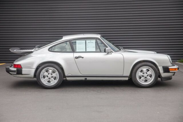1989 porsche 911 carrera 55246 miles silver 2d coupe h6 5-speed manual
