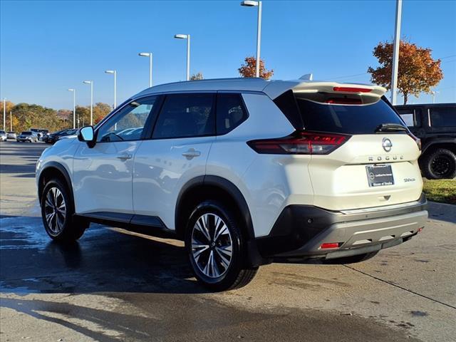 2021 nissan rogue sv