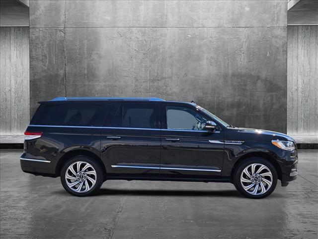 2022 lincoln navigator reserve