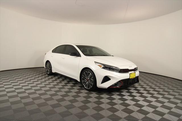 2022 kia forte gt