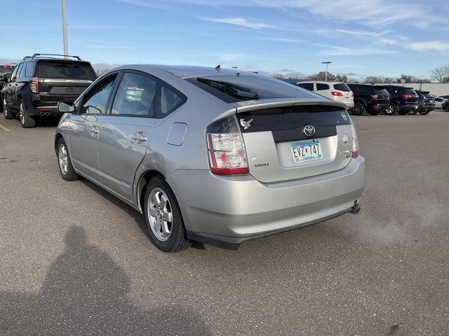2005 toyota prius base (cvt-e)