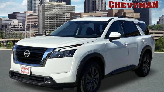 2023 Nissan Pathfinder sv