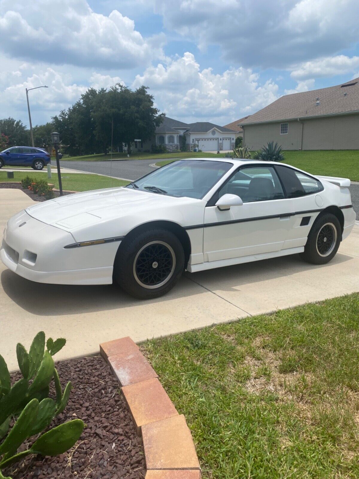 1986 pontiac fiero