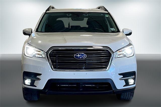 2022 subaru ascent limited 8-passenger