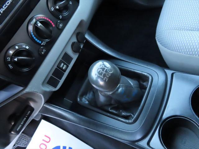 2015 toyota tacoma base