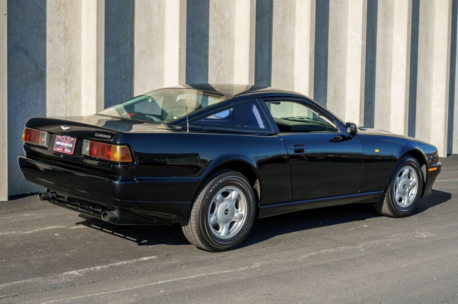 1992 aston martin virage coupe