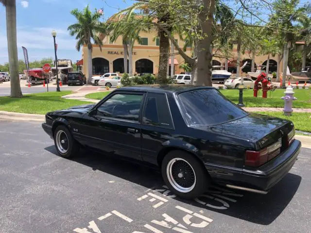 1992 ford mustang coupe/notchback