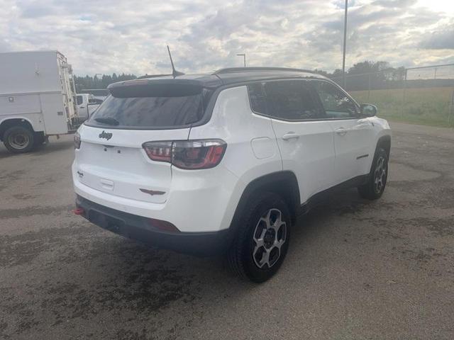 2022 jeep compass trailhawk