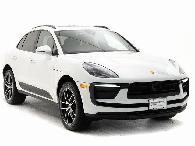 2024 porsche macan base