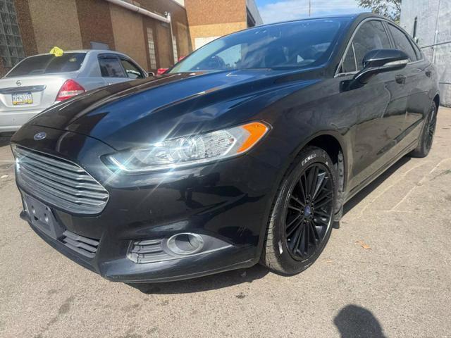 2016 ford fusion se