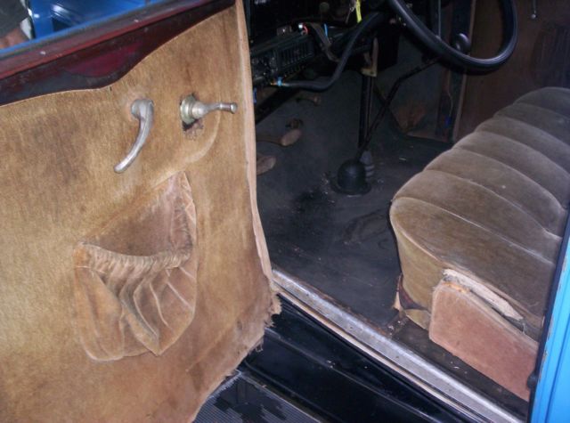 1930 pontiac four door sedan