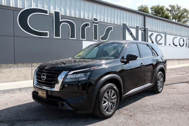 2024 nissan pathfinder s