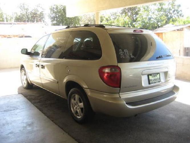 2007 dodge grand caravan sxt in glendale, ca