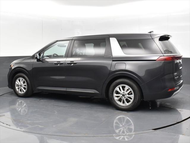 2023 kia carnival lx
