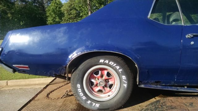1972 cutlass supreme 350, auto, disc brakes,12 bolt rear, bucket seats, a/c