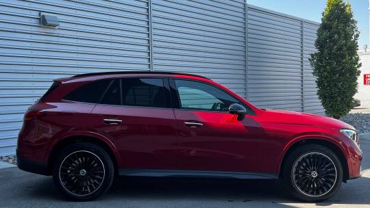 2025 Mercedes-Benz GLC