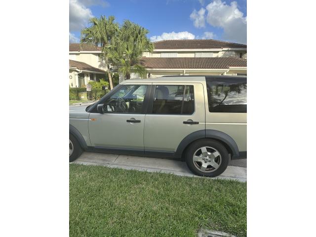 2006 land rover lr3 base