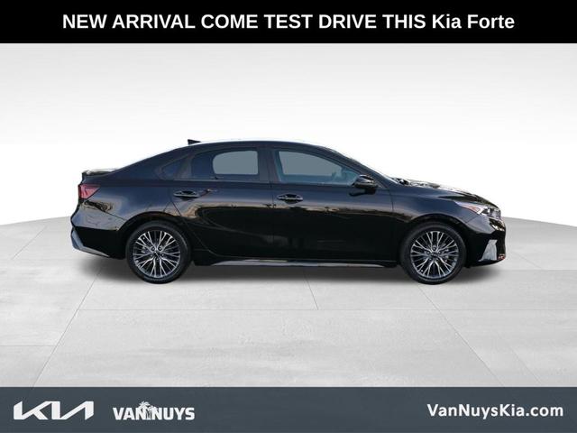 2022 kia forte gt-line