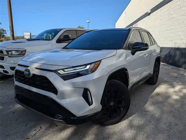 2024 toyota rav4 hybrid se