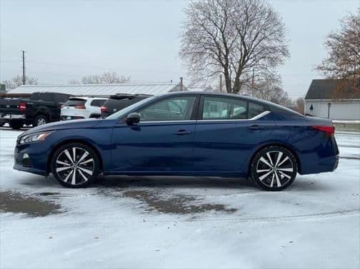 2021 nissan altima sr fwd in lino lakes, minnesota