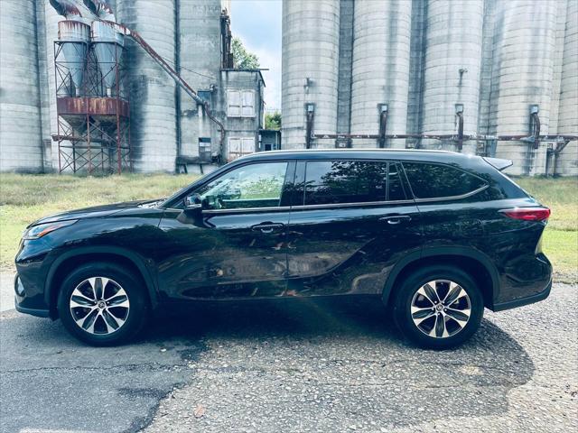 2021 toyota highlander xle