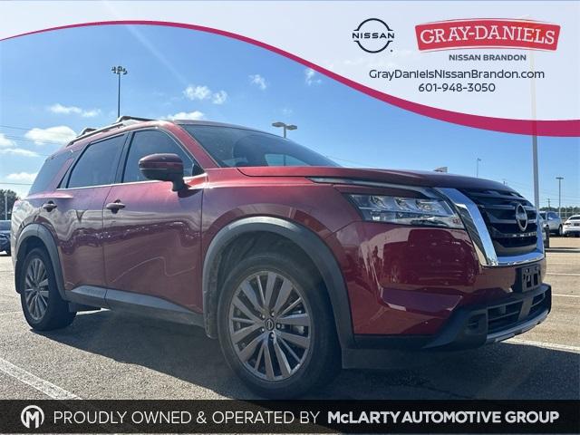 2023 nissan pathfinder sl