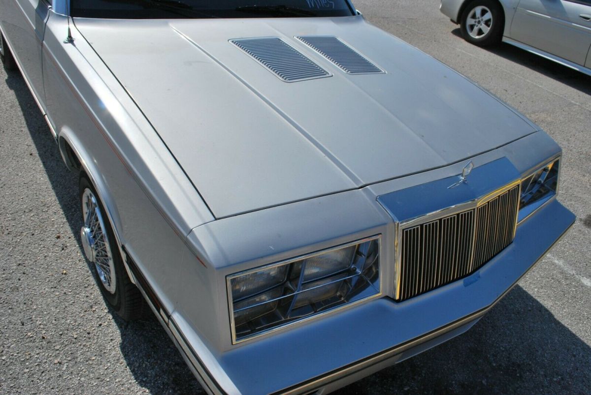 1985 chrysler lebaron turbo convertible 2-door