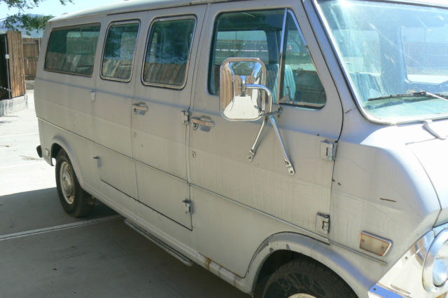 1969 ford club wagon