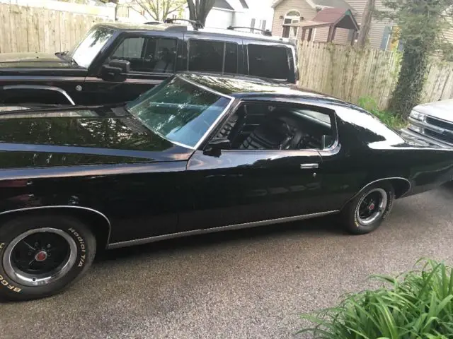 1969 pontiac grand prix sj 428 very low original miles posi,tilt,sport wheel.ac