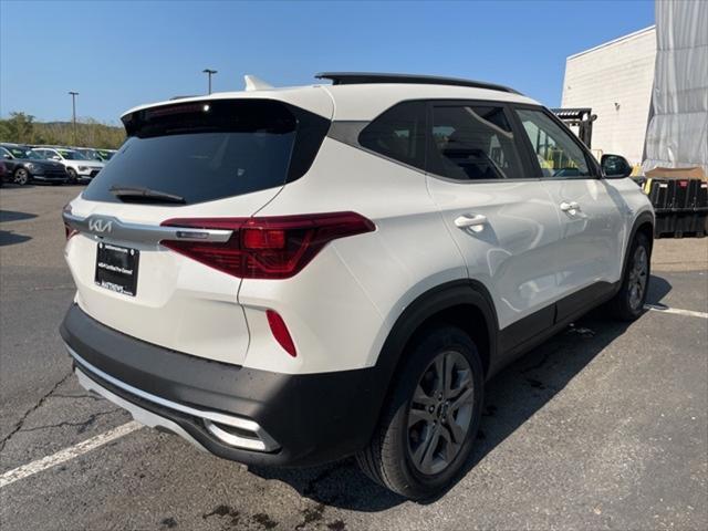2022 kia seltos s