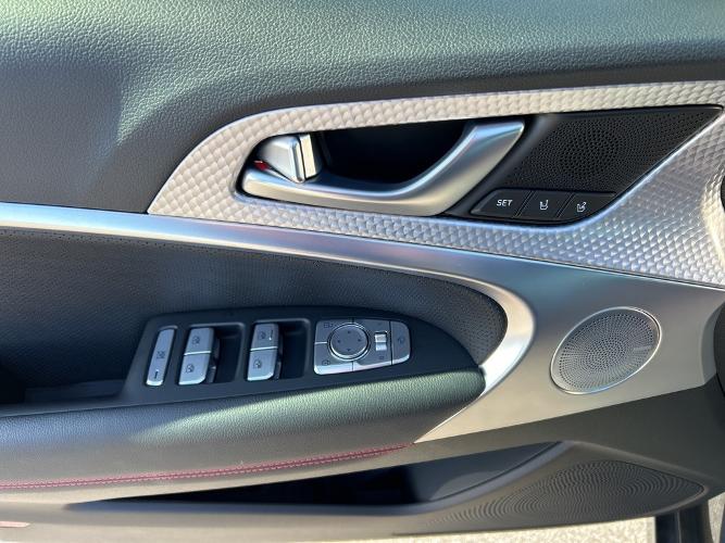 new 2023 genesis g70 2.0t